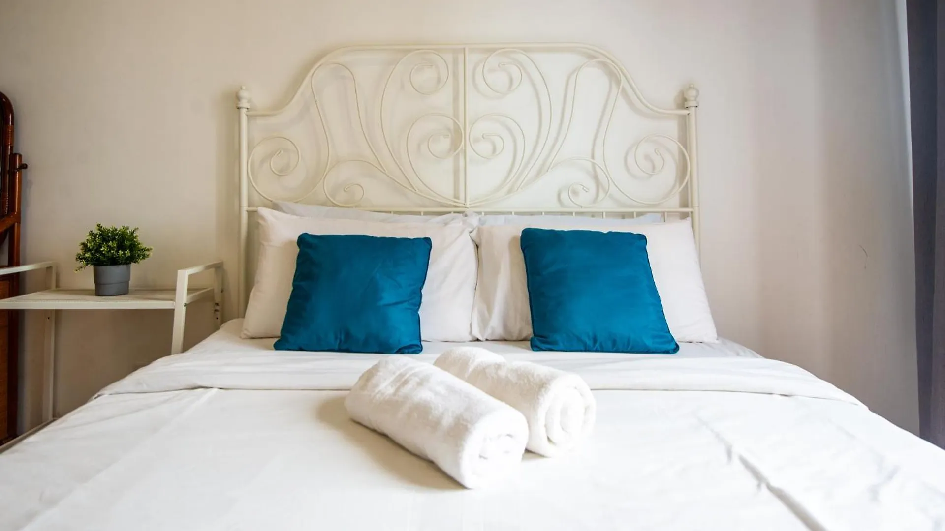 Ferienwohnung Casa Orient @ Macalister 218 ❈中路218东方之家 3BR 8PAX George Town